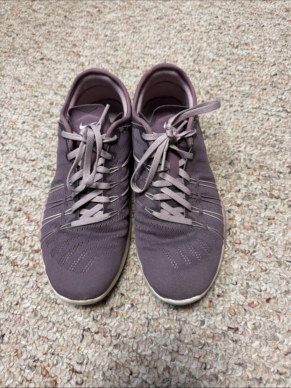 Nike Free TR 6 Mauve/Purple Lightweight Lace-Up Sneakers